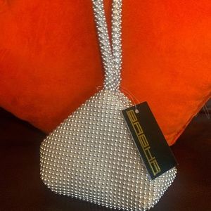 Sasha Beaded Metallic Wristlit